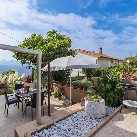 Appartamento Marija-2 By Interhome *