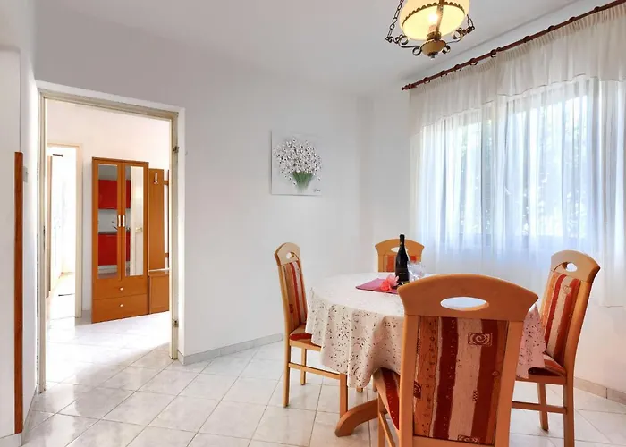 Appartamento Marija-2 By Interhome *